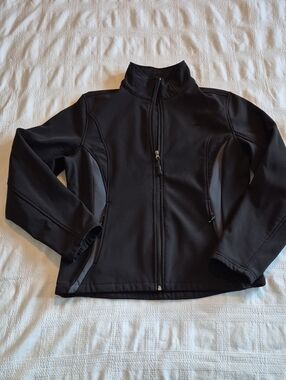 Snozu women's size Large soft shell jacket black VGUC